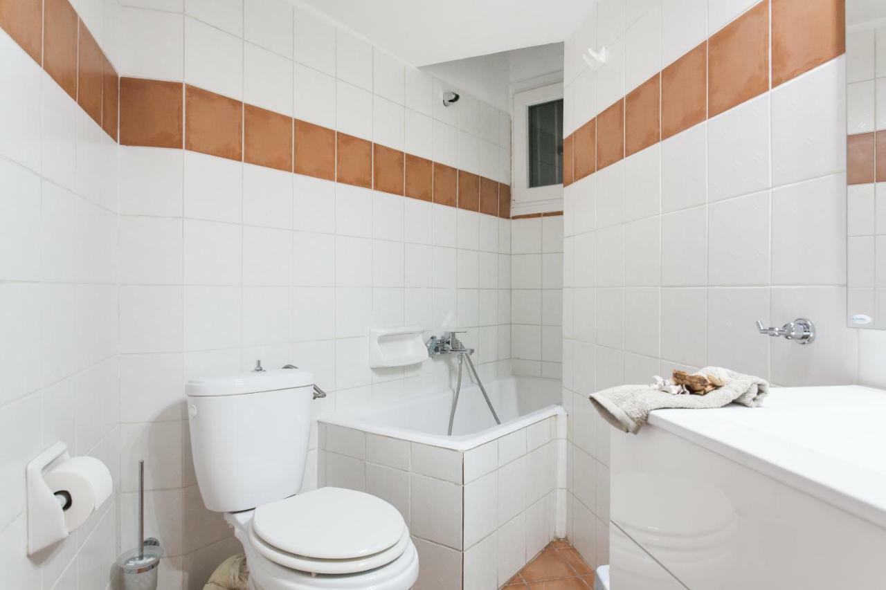 Classy Private Double Rooms In Apartment Next To Acropolis Ateny Zewnętrze zdjęcie